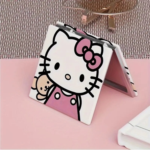 NWT Hello Kitty Portable Double Sided Mirror - Picture 3 of 3